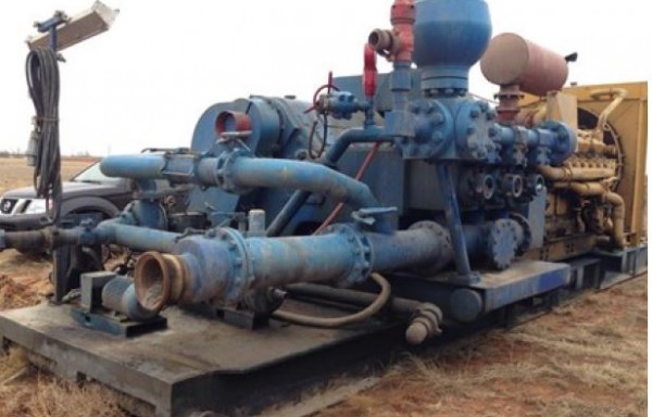 MZ-9 F.E.S. 1000HP TRIPLEX PUMP W/ CAT 398